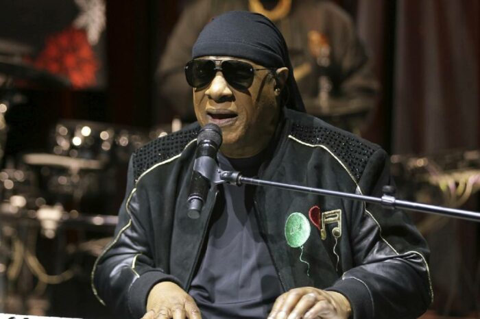 Un movimento senza azione è un movimento fermo: Stevie Wonder si unisce alle proteste