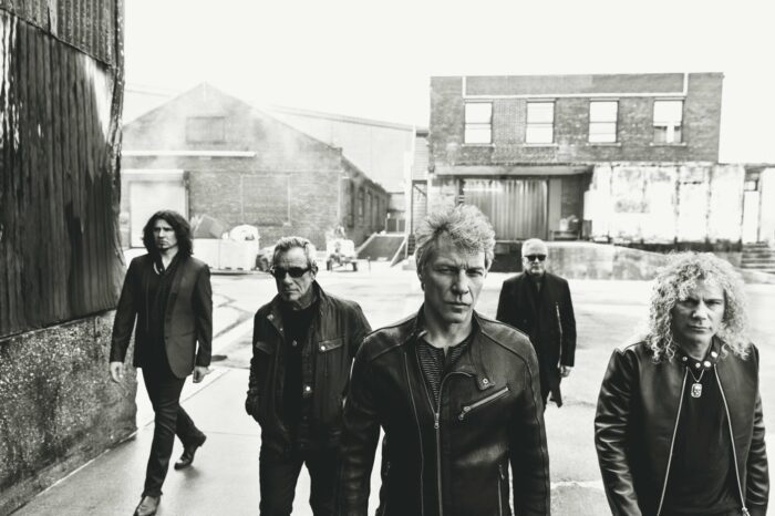 Jon Bon Jovi canta l'omicidio di George Floyd nel nuovo singolo "American Reckoning"