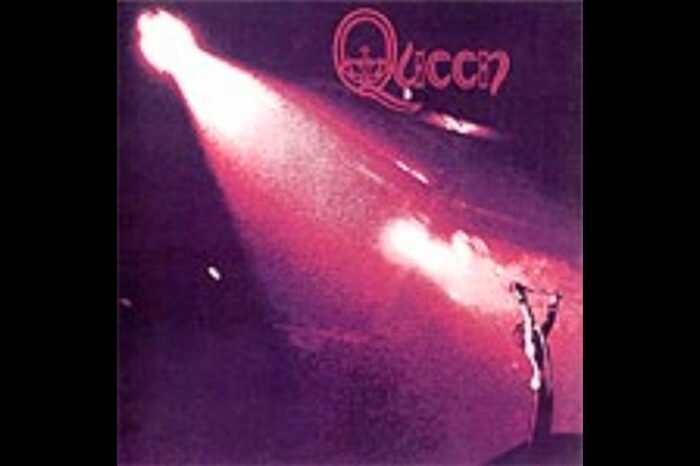 13 luglio 1973, i Queen pubblicano il primo album e danno il via alla leggenda