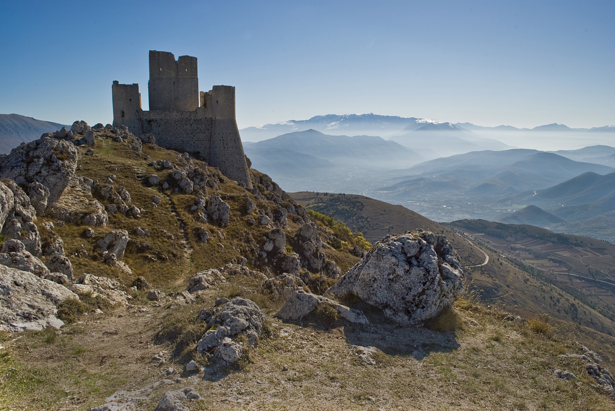 Rocca Calascio Experience: il primo video ufficiale di Abruzzo Official