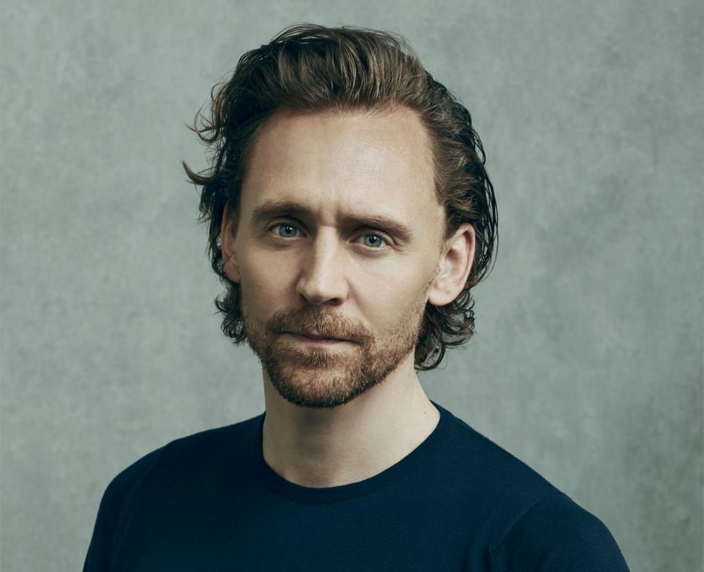 Tom Hiddleston protagonista assoluto della nuova serie "The White Darkness"