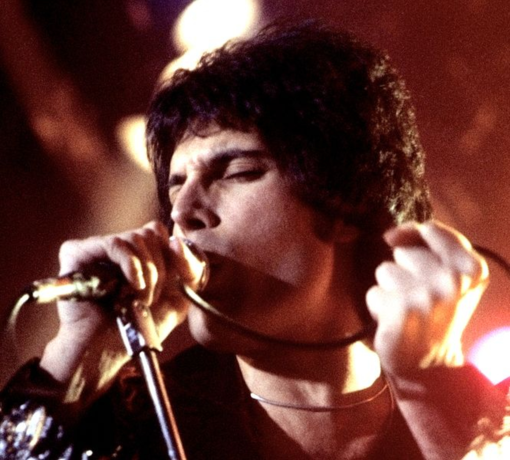 Freddie Mercury, all'asta la sua collezione privata