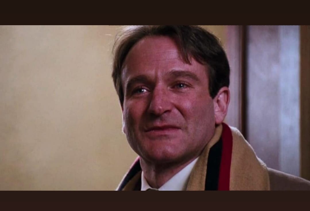 "L'attimo fuggente": la celebrazione della vita incarnata da Robin Williams