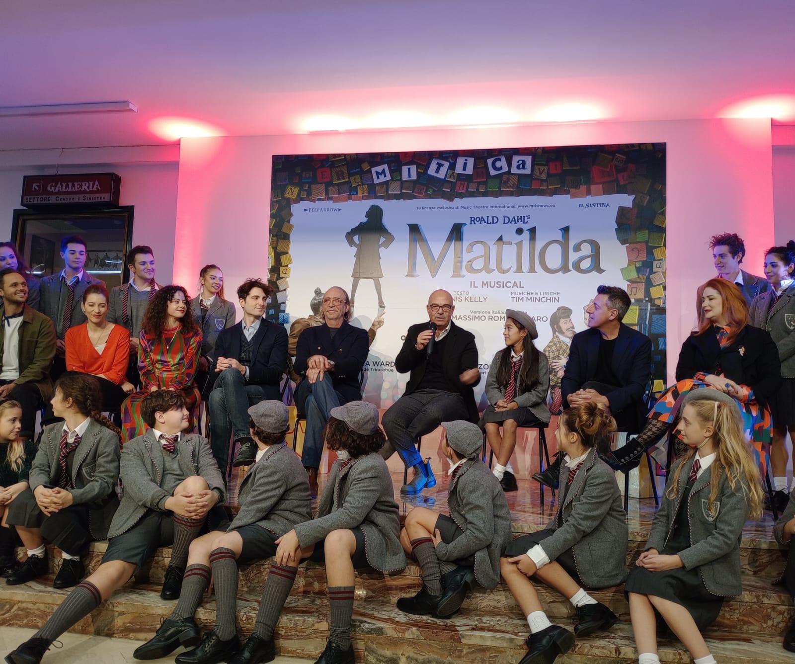 Presentato al Sistina "Matilda il Musical" con Luca Ward e The Pozzolis Family